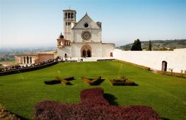 Busse von Rom nach Assisi Welche Gegend von Assisi ist die beste für einen Aufenthalt?